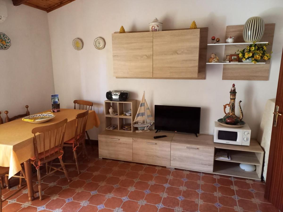 Arte Mare E Cultura Villa Pettineo Luaran gambar